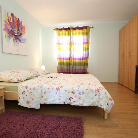 Apartment Mirna Baska  Ngoại thất bức ảnh