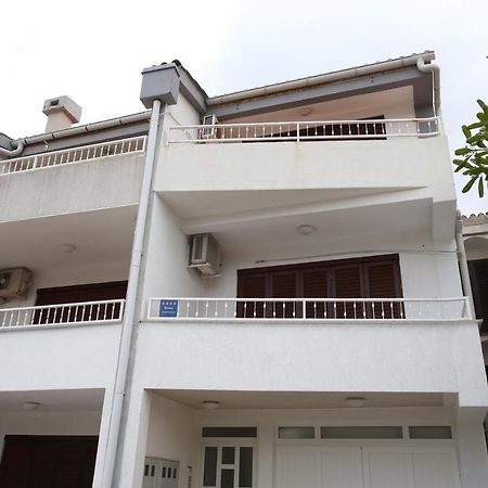 Apartment Mirna Baska  Ngoại thất bức ảnh