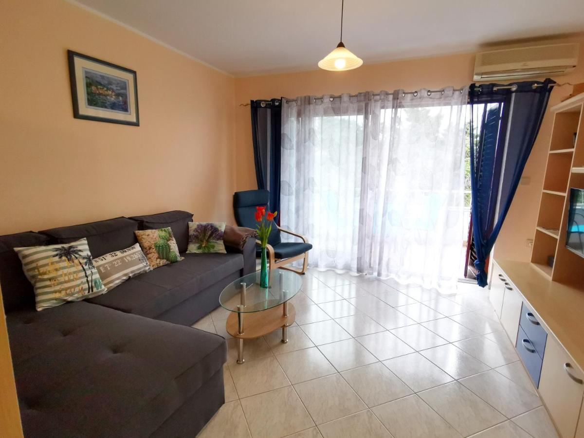 Apartment Mirna Baska  Ngoại thất bức ảnh