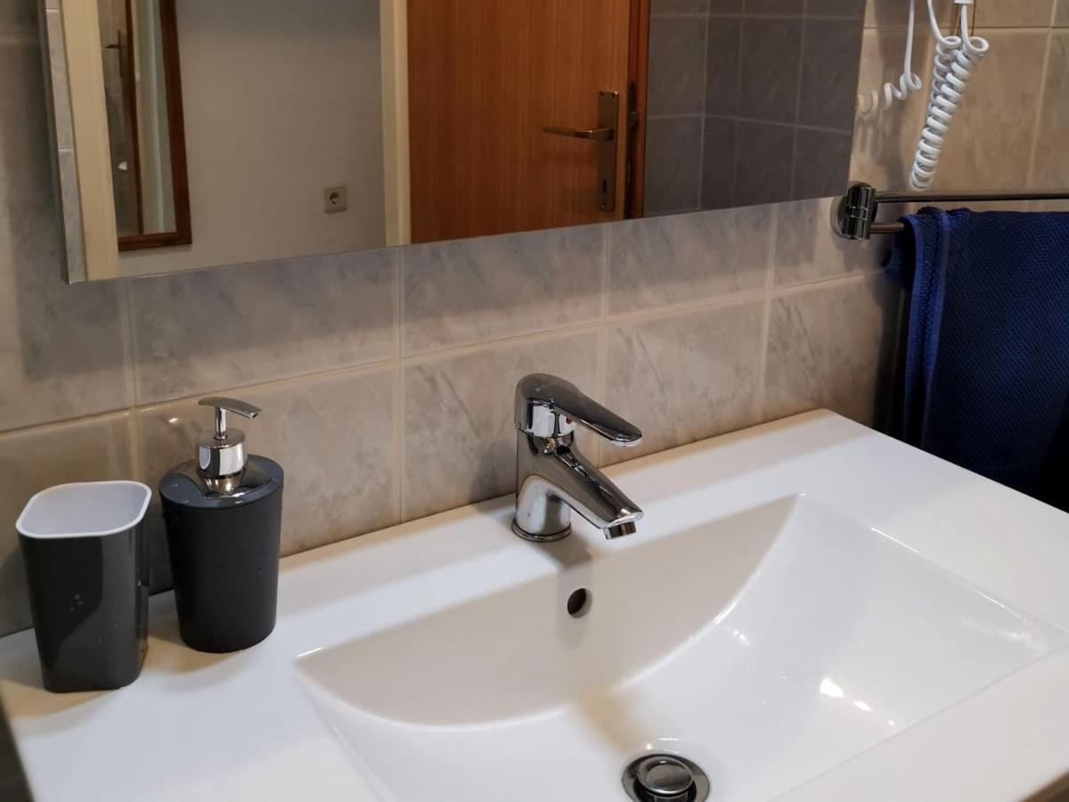 Apartment Mirna Baska  Ngoại thất bức ảnh