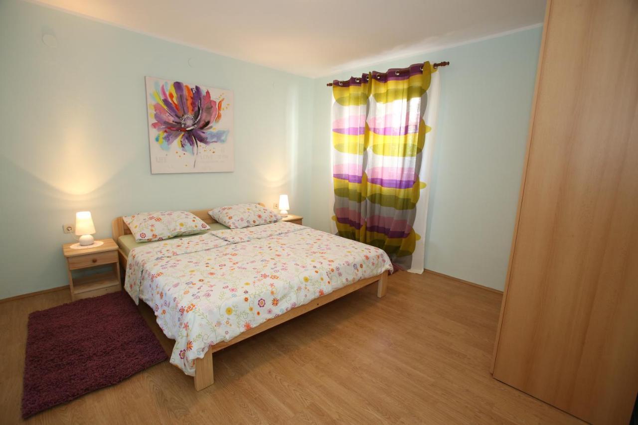 Apartment Mirna Baska  Ngoại thất bức ảnh